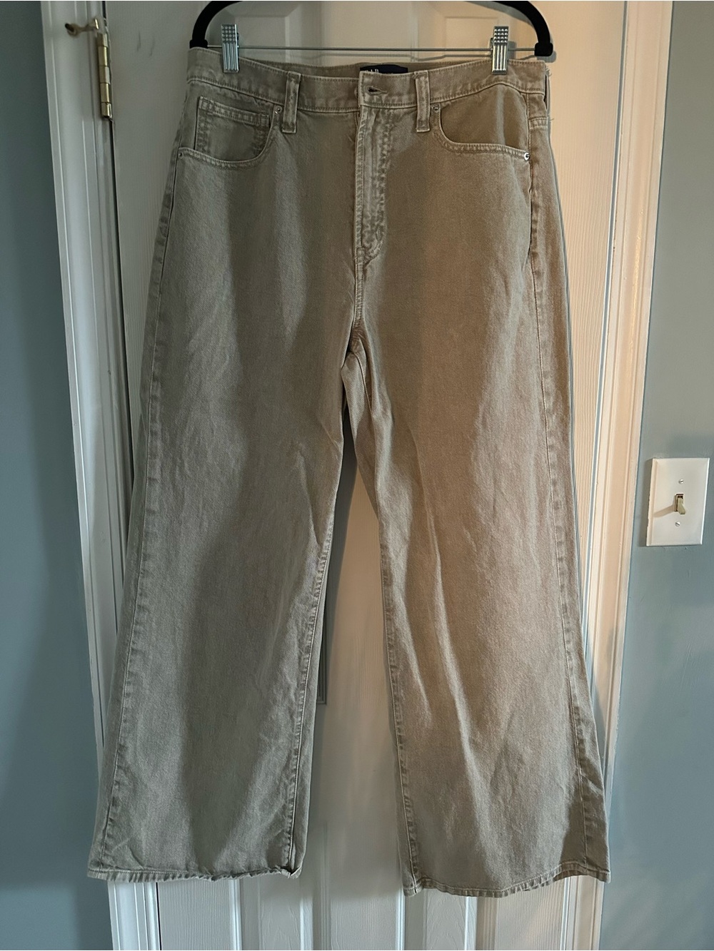 GAP Women’s High Rise Wide Leg Jeans in Beige